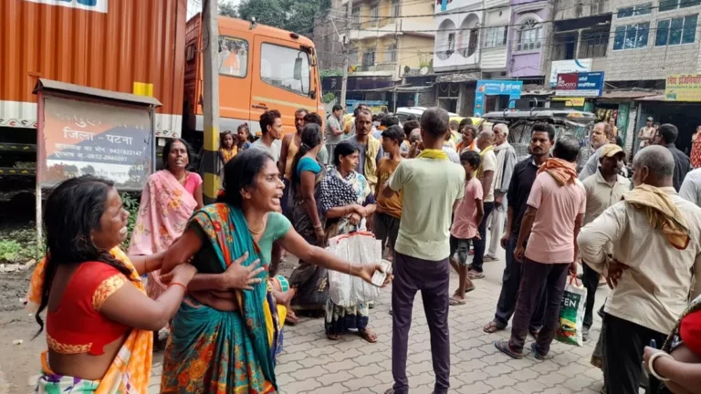 फतुहा-बख्तियारपुर हाईवे पर भीषण सड़क हादसा: बाइक सवार तीन लोगों की मौके पर मौत