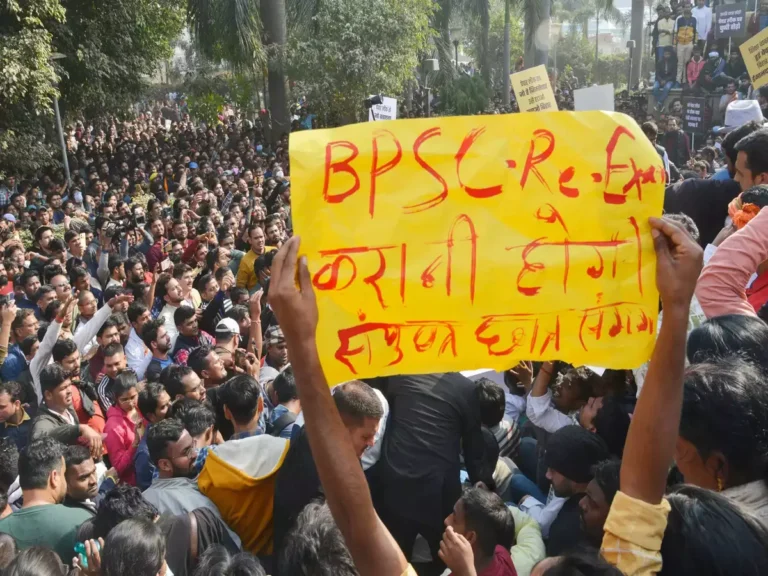 बिहार के छात्रों का गुस्सा: सरकार से उठे सवाल, क्या सिस्टम में सुधार होगा?